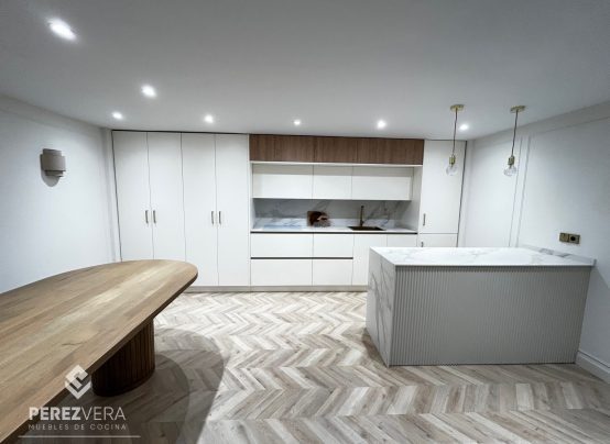 4A6B4E7D-B295-4544-98F1-D156940DF427